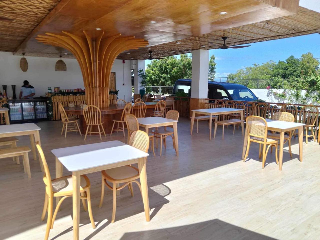 Treeshade Resort & Spa Moalboal Exterior photo