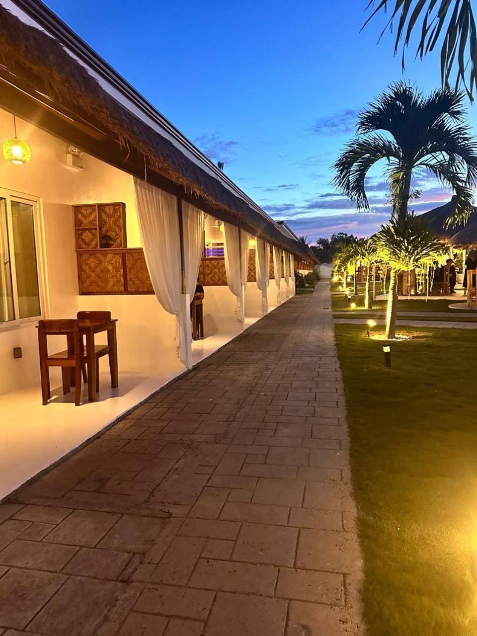 Treeshade Resort & Spa Moalboal Exterior photo
